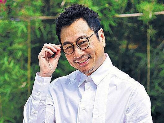 黎耀祥|敬业！56岁黎耀祥新剧打戏连场零替身：拍到以为自己会死