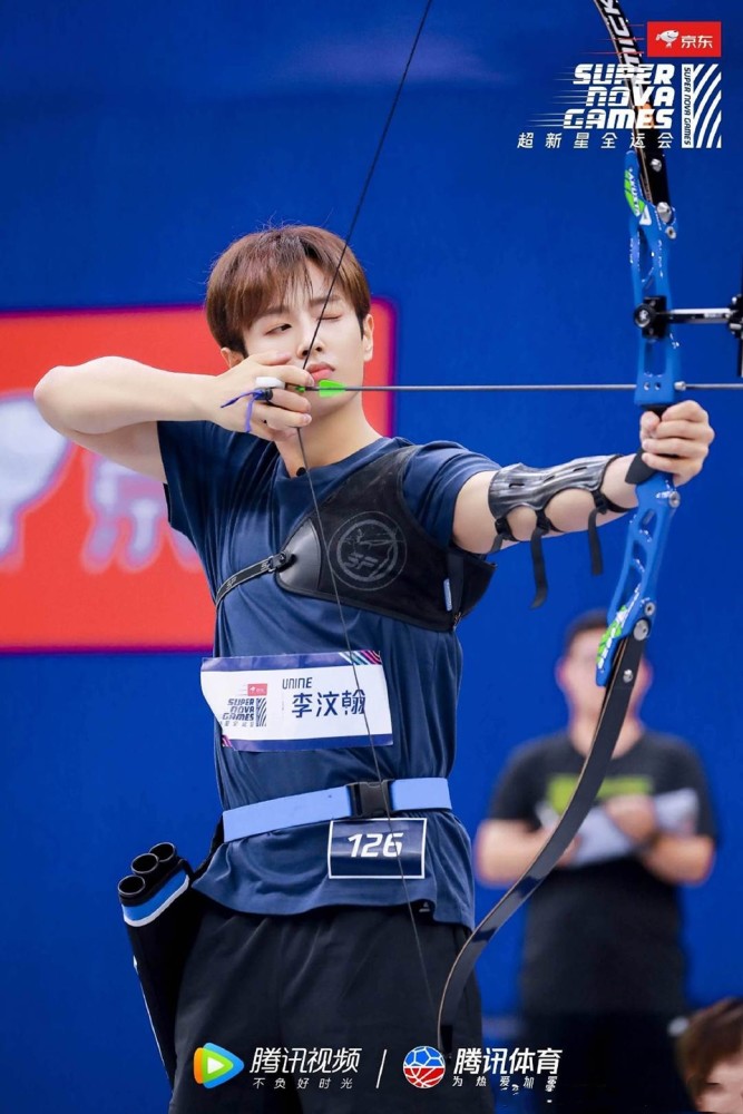 超新星运动会|超新星运动会开播，周震南变周真顺？R1SE与UNINE你更期待谁？