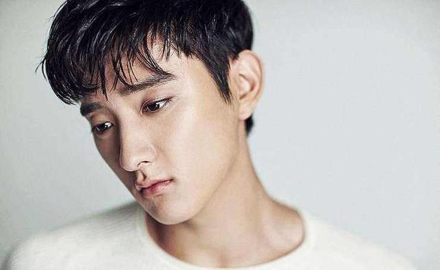 陈小纭|又被疑分手？于小彤被问陈小纭表情尴尬，女方动作不断似有预兆