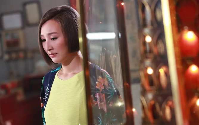 tvb|两大视帝联手，TVB这部王牌剧，被雪藏2年后，首播一集打破收视率