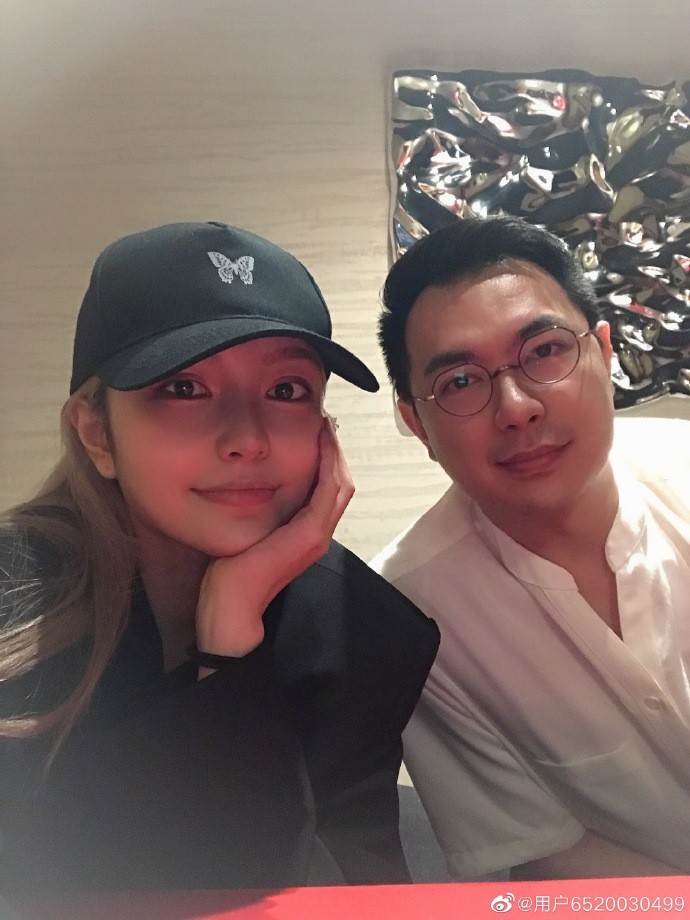 罗志祥|分手近3个月后周扬青发文“单身征婚”，罗志祥晒高尔夫毫不介意