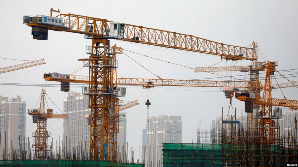 北京一处建筑工地的吊塔(2020年7月16日)