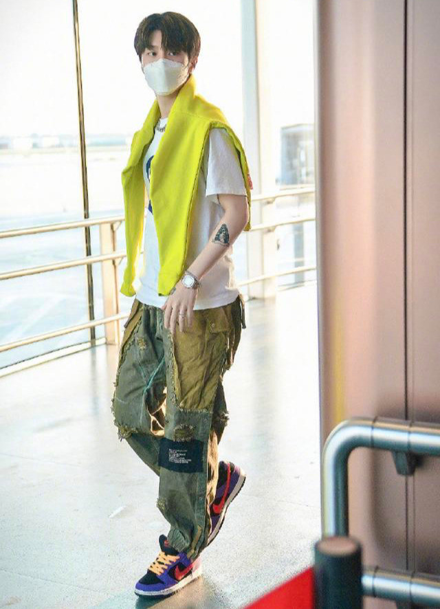 明星上脚范丞丞实力上脚dunksb喻言上脚dioraj1