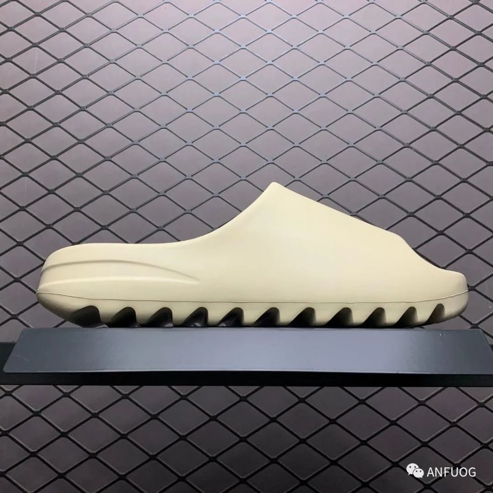 adidas阿迪达斯originalyeezyslidebonefw6345骨白椰子拖鞋
