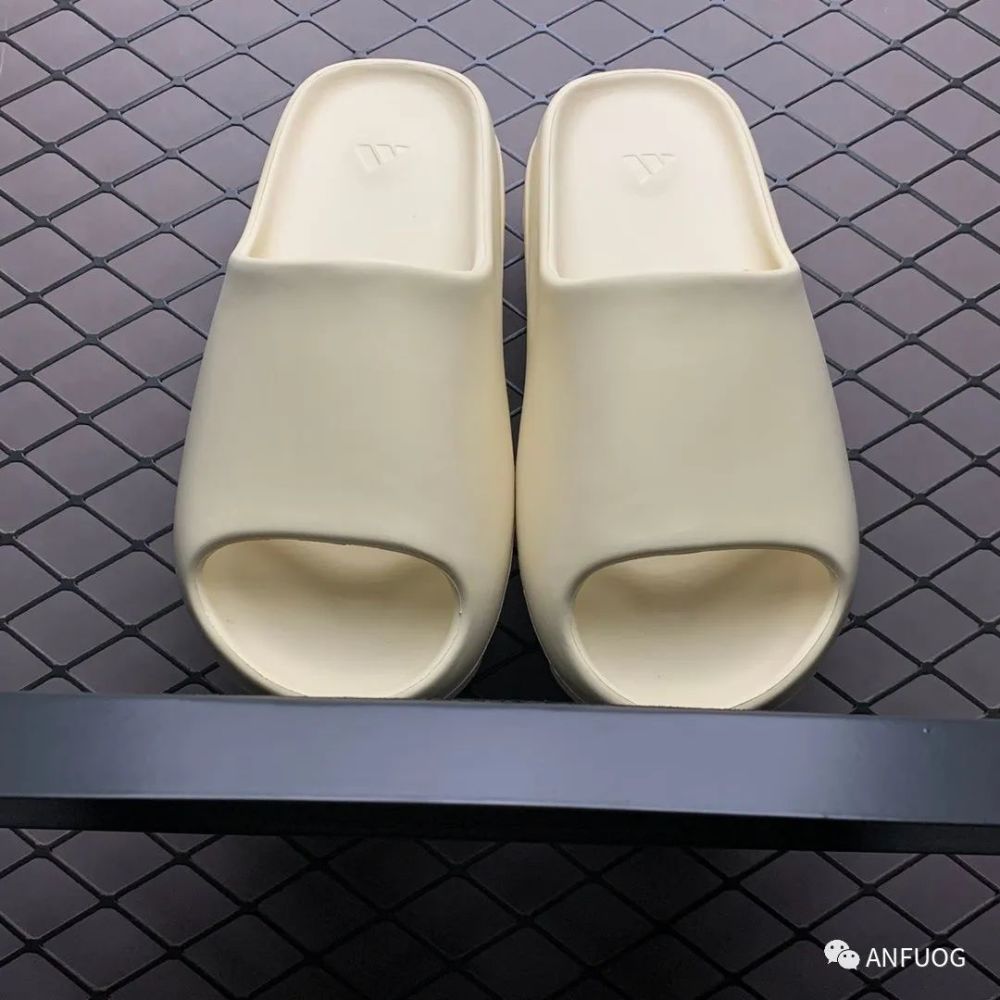 adidas阿迪达斯originalyeezyslidebonefw6345骨白椰子拖鞋