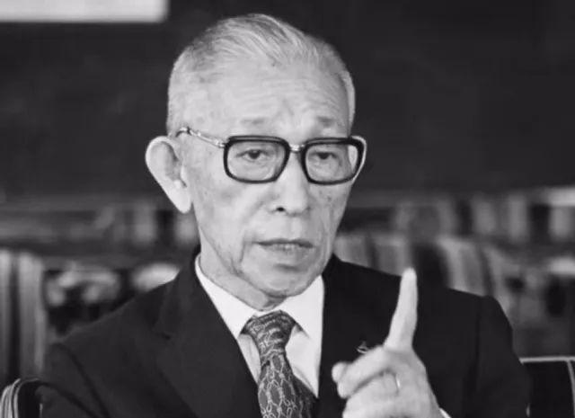 开厂失败 典当妻子衣服 首饰十余次 老婆才是他最大的贵人 腾讯新闻