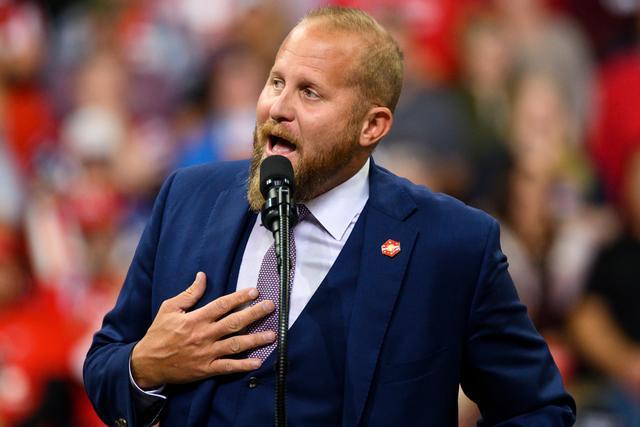 唐纳德·特朗普|办公室恋情？特朗普竞选经理被炒，被曝是因约会特朗普美女助手