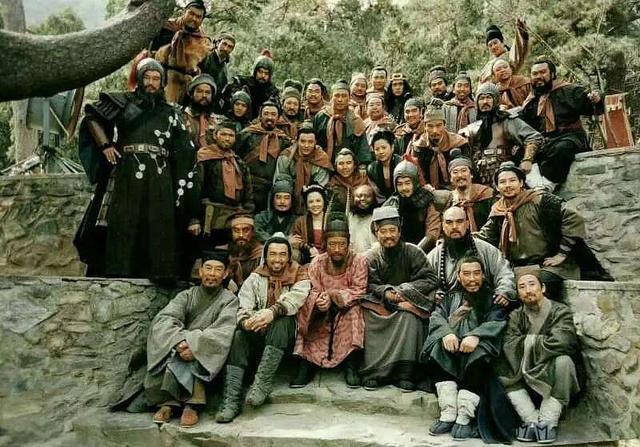 谁才是水泊梁山里武艺最高,单兵作战能力最强的好汉?