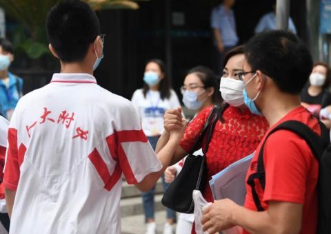 中考|现场 中考开考