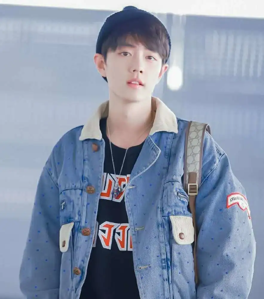 肖战|星期五明星热点！肖战登上央视引起关注，公益在路上