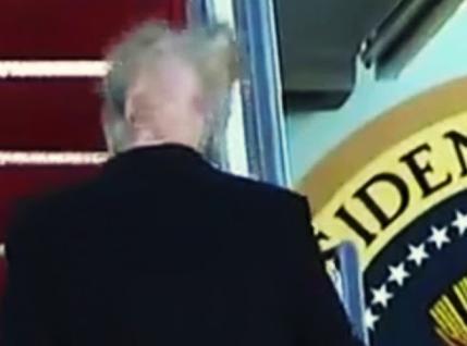 唐纳德·特朗普|忘了染发？特朗普发色变灰白后遭众人嘲笑，之后又变回经典橙色