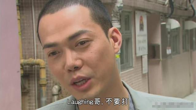 洪金宝儿媳为laughing哥庆生勾肩贴面不避嫌寿星公满脸通红