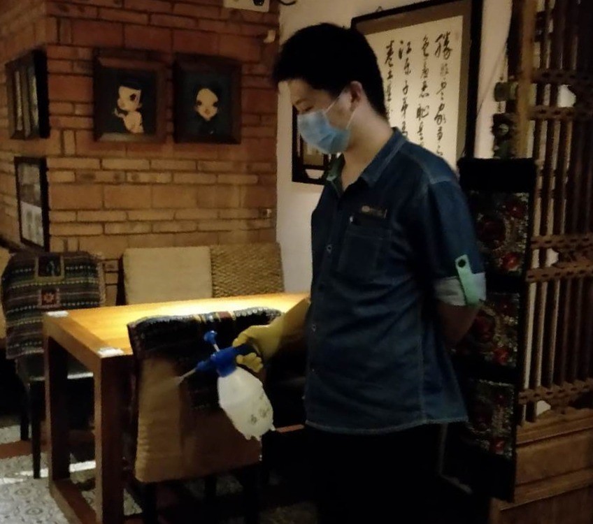 餐饮企业|从一天只卖四杯饮料到客流逐渐增加，餐饮企业挺过艰难时期