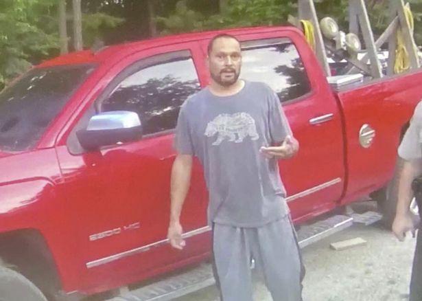 伊斯梅尔·卡西利亚斯|国庆日14岁女儿卧室惊现男子，愤怒的美国爸爸把他打得满地找牙