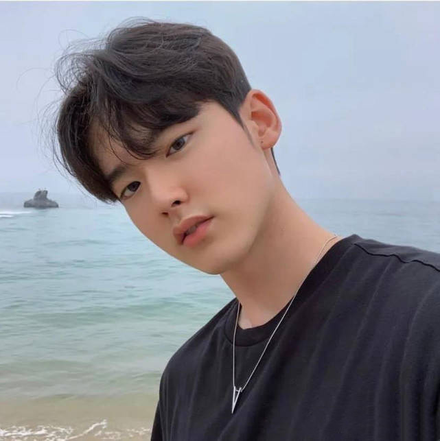 【潮剪】2020年夏季18款男生发型推荐