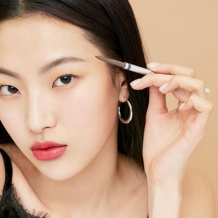 夏季眉妆可比发色浅一点日本眉毛专家解答6种常见画眉问题