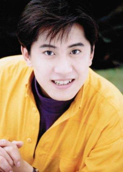 毛宁|“金童”毛宁也发福！挺肚腩不修边幅与友聚会，网友大呼认不出