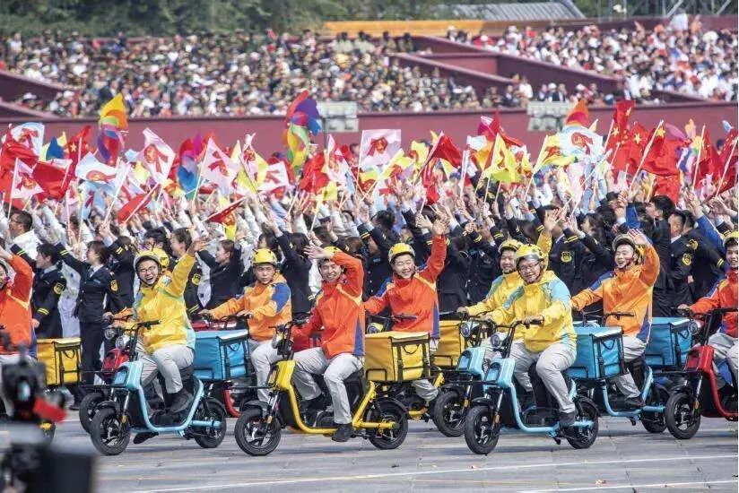 时代周刊|参加国庆游行、登上《时代周刊》封面，你了解这些每天都接触的人吗？