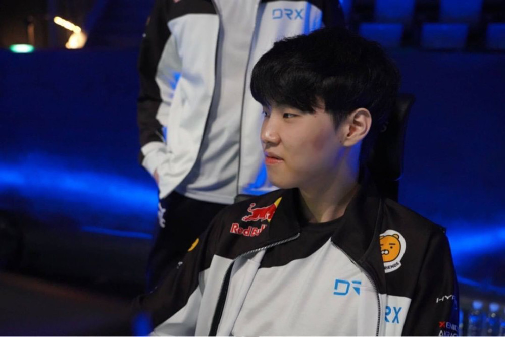 faker厉害还是rookie？国外解说公布排名，faker竟没上榜