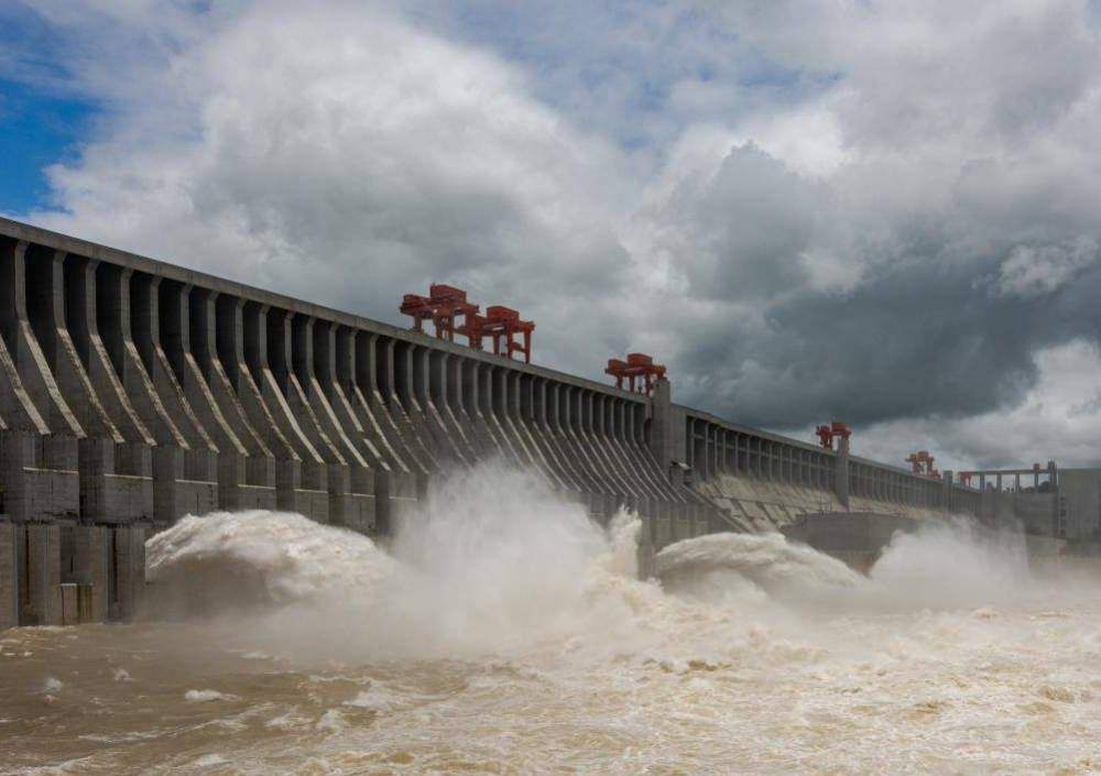 三峡大坝|三峡大坝为什么不在汛期前把水放空？