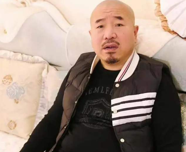 王小利|王小利丢“刘能”角色，因沉迷直播不听劝？还是郭德纲有先见之明