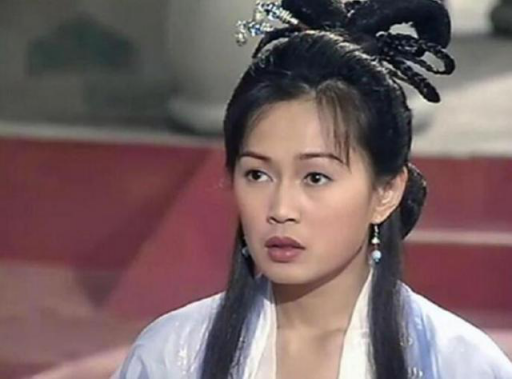 tvb女神配角成大妈?遇渣男未婚先孕,为养家1年拍10部戏落一身病