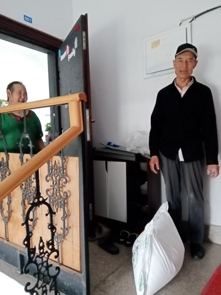 科达社区居委会义务奉献真情暖人