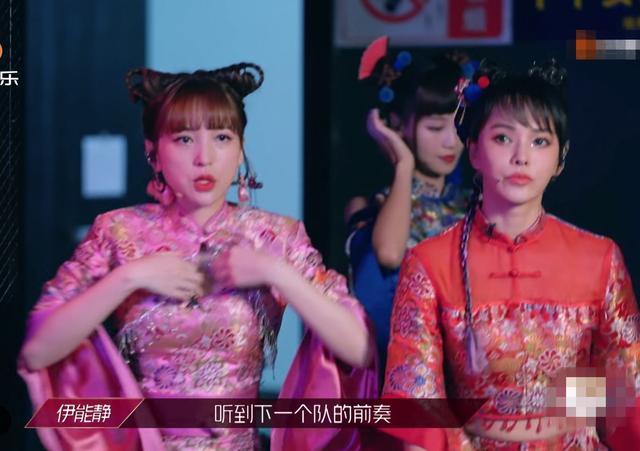 王霏霏|三公造型，黄龄王霏霏用宁静同款“中毒唇”，张雨绮国风裙靠颜撑