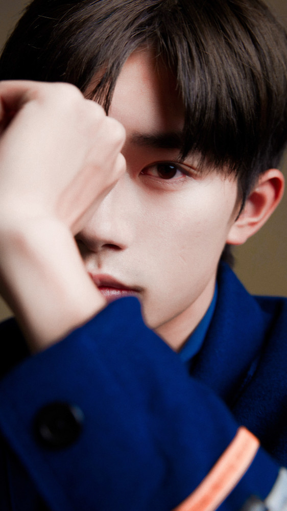 易烊千玺|易烊千玺·四字不一定是成语，还有可能是易烊千玺