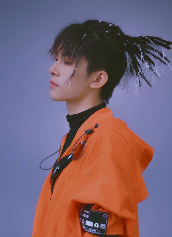 易烊千玺|易烊千玺·四字不一定是成语，还有可能是易烊千玺