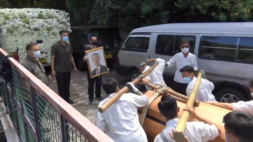 何鸿燊|怕赌王被盗？港媒曝何家花百万聘请多名保安，加强东华义庄防御