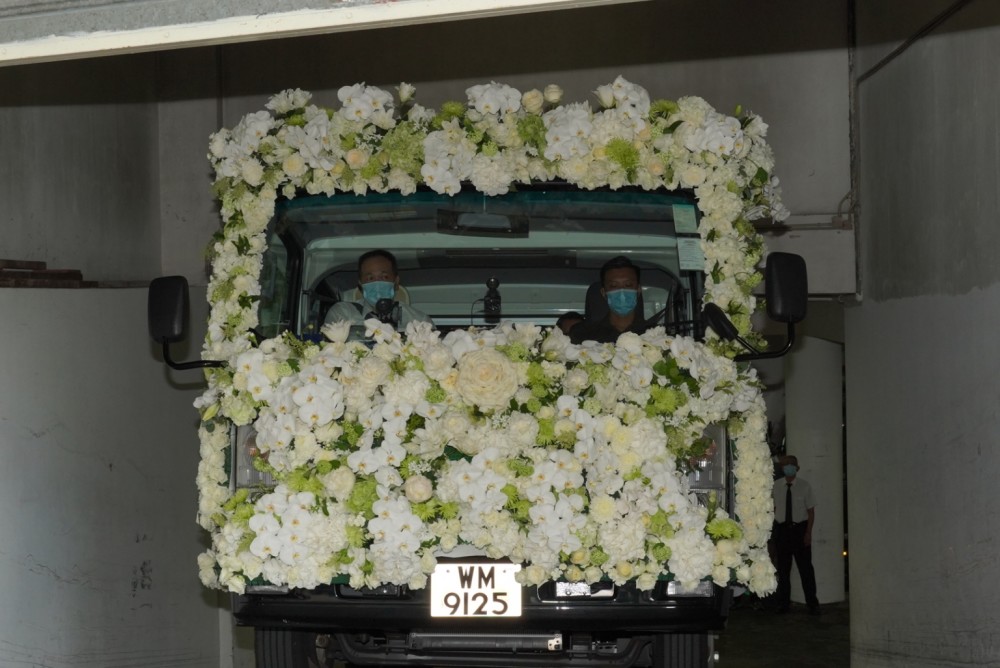 何鸿燊|怕赌王被盗？港媒曝何家花百万聘请多名保安，加强东华义庄防御