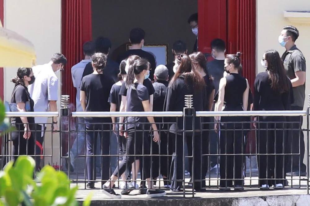 何鸿燊|怕赌王被盗？港媒曝何家花百万聘请多名保安，加强东华义庄防御