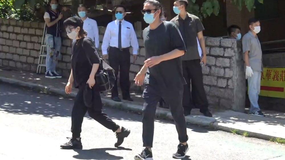 何鸿燊|怕赌王被盗？港媒曝何家花百万聘请多名保安，加强东华义庄防御