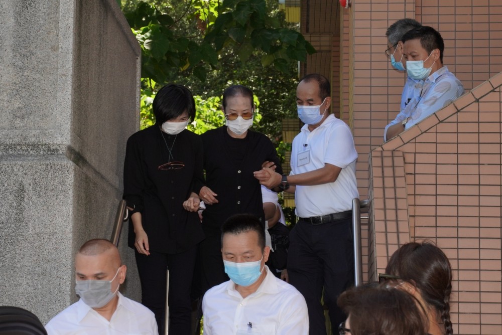 何鸿燊|怕赌王被盗？港媒曝何家花百万聘请多名保安，加强东华义庄防御