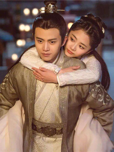 任嘉伦|他一年361天都在拍戏，被称为“横店一哥”，没钱的时候吃7碗米！