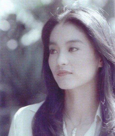 林青霞|林青霞痴缠22年，爱而不得的男人