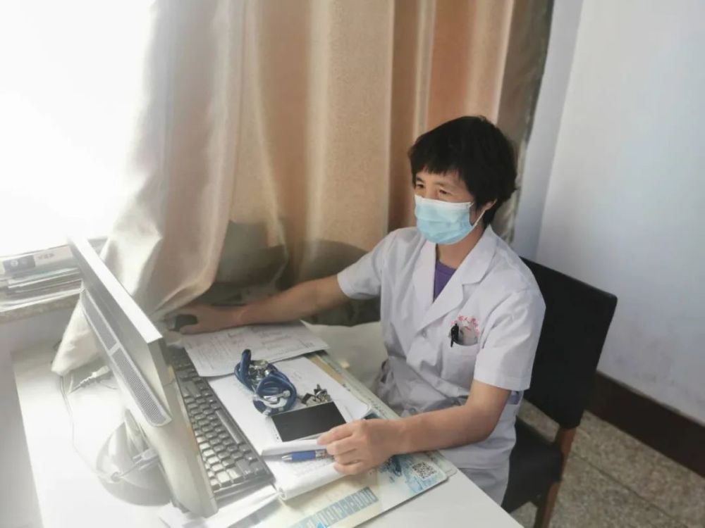 疱疹性咽峡炎|体育与健康——疱疹性咽峡炎，你了解多少？