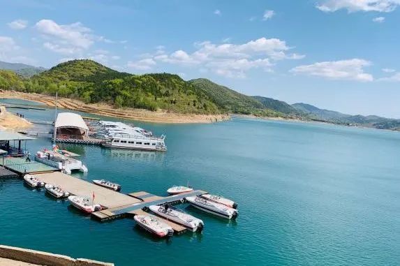 北京|北京最美的几条自驾路线，趁着周末走一走！