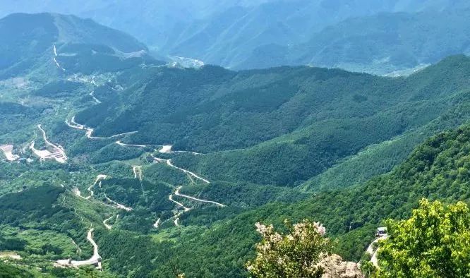 北京|北京最美的几条自驾路线，趁着周末走一走！