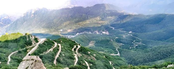 北京|北京最美的几条自驾路线，趁着周末走一走！