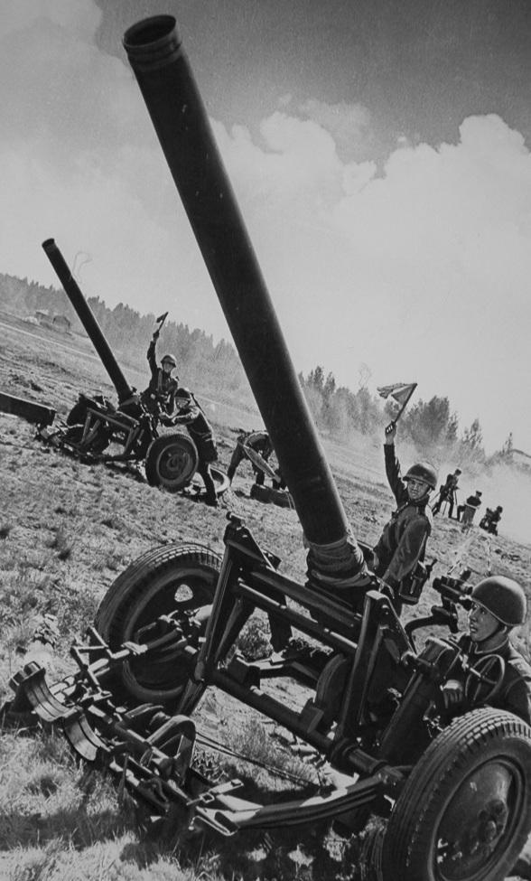 70年代,强盛时期的苏联什么样?13张照片,兵强马壮