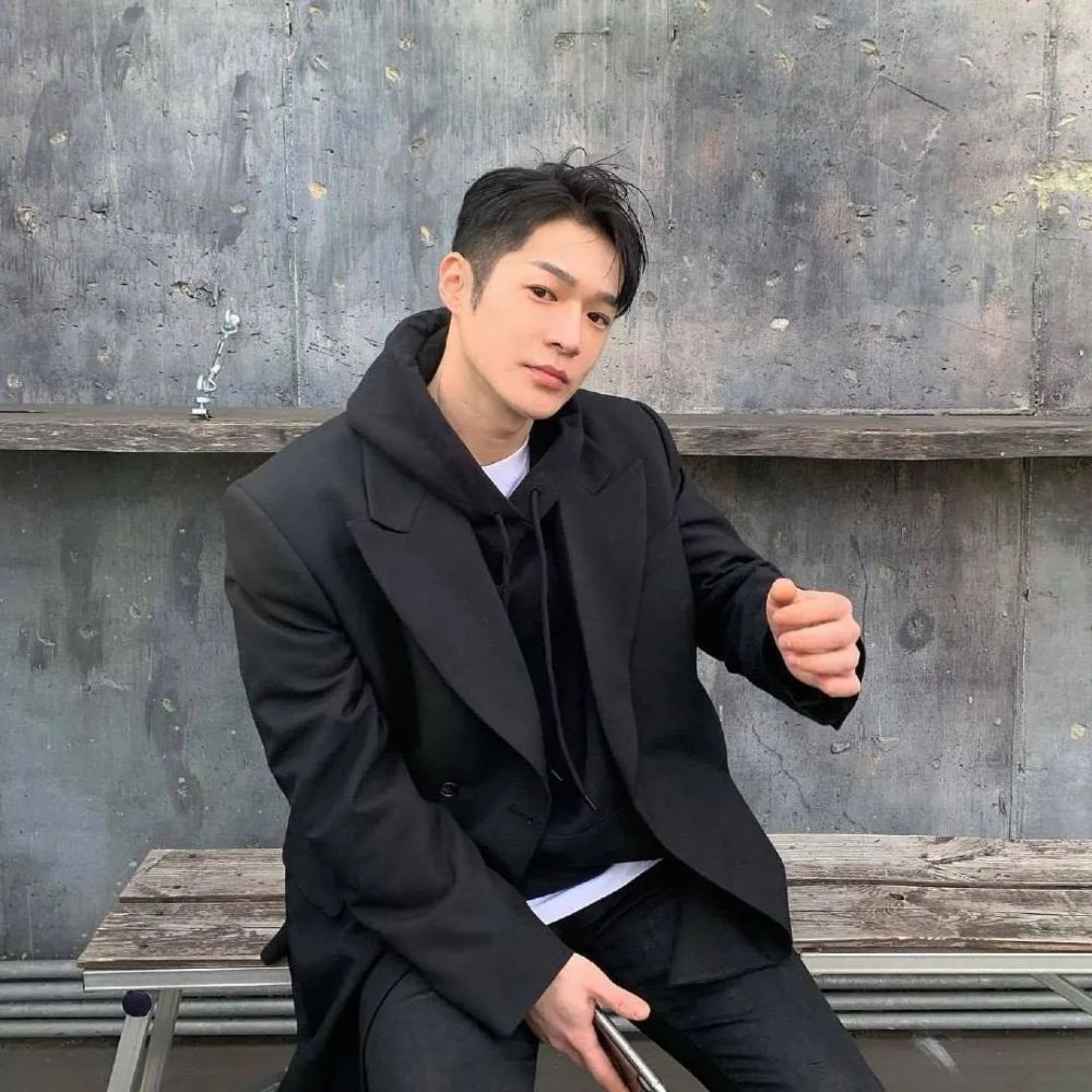 还记得heartsignal2金贤佑吗他现在长这样