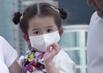 郭富城|郭富城结婚3年为何从不晒女儿？当她露出正脸后：这颜值谁敢晒啊