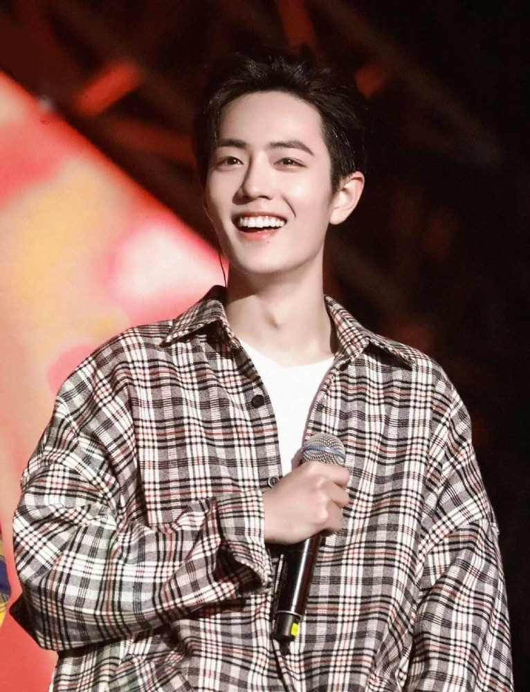 肖战|肖战风波走进尾声，开始全面复工，官媒评价一语中的，道破天机！