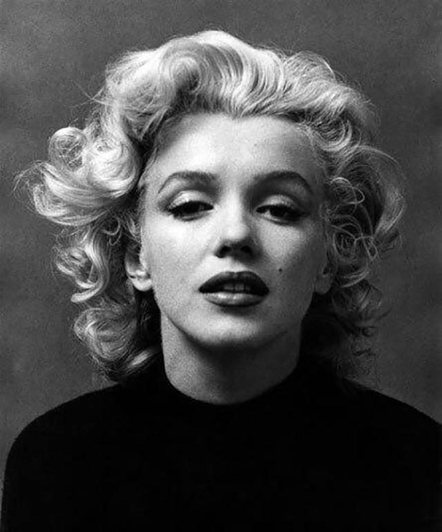 9位旧时光电影里的欧美女明星,前两位是世纪巨星,发型成为经典