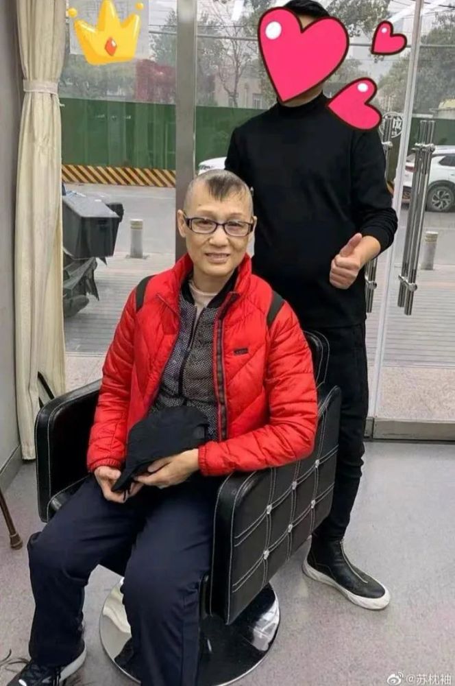 康熙王朝|《康熙王朝》里容妃去世，她还是中国最美服装设计师