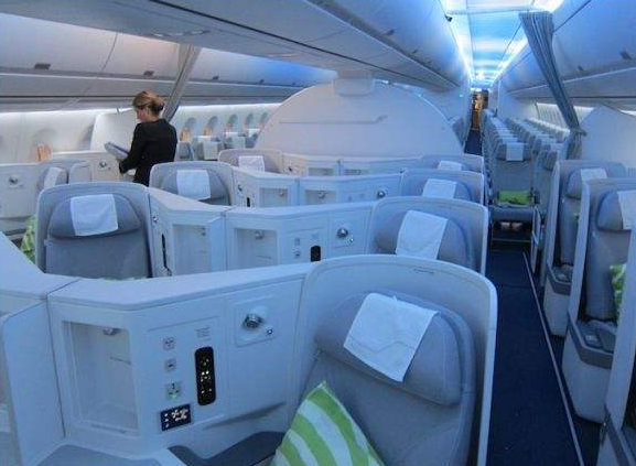 a350|全球旅行时间最长的航班：飞行一趟需要19个小时，跨越大半个地球