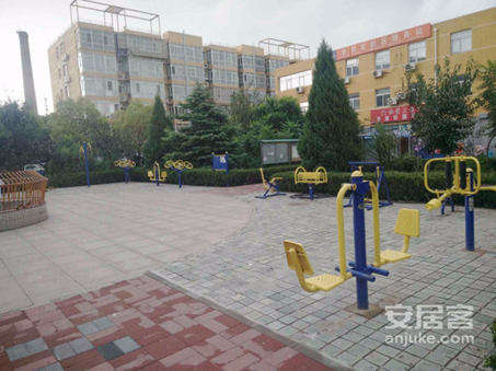 商品房|四环边，首付130万，南北通透商品房两居