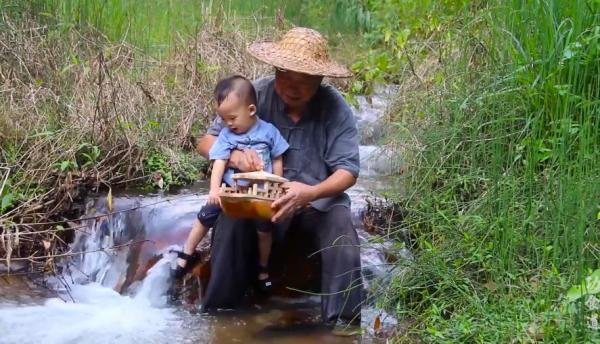 梵高奶奶|阿木爷爷为何感动我们